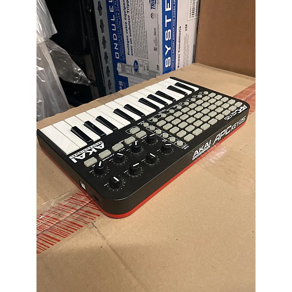 Used Akai Professional Used Akai Professional APC KEY 25 MIDI Controller