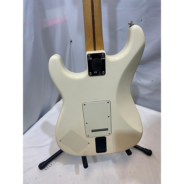 Used Fender Used  Fender EOB Stratocaster White