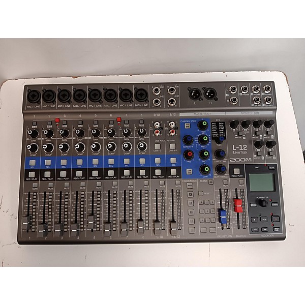 Used Zoom LiveTrak L-12 Unpowered Mixer