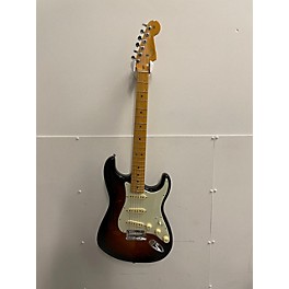 Used Fender Used Fender American Professional II Stratocaster 2 Tone Sunburst Solid Body Electric Guitar