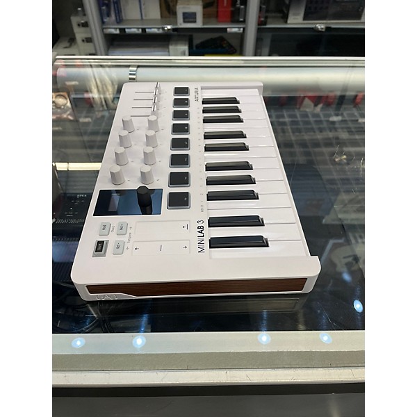 Used Arturia Used Arturia Minilab 3 MIDI Controller