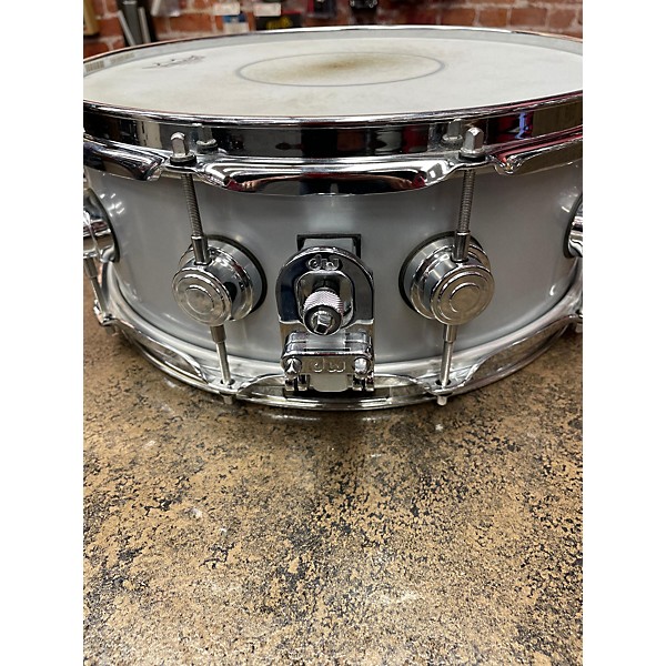 Used DW Used DW Collector's Series Aluminum Snare Drum Gray