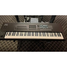 Used Roland Used Roland Fantom 8 Keyboard Workstation