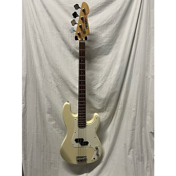 Used Peavey Used Peavey Milestone II Vintage White Electric Bass Guitar