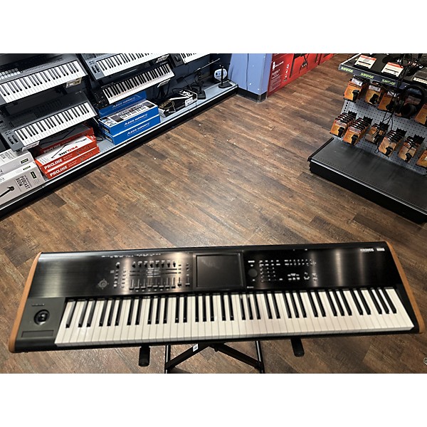 Used KORG Used KORG Kronos 2 88 Keyboard Workstation