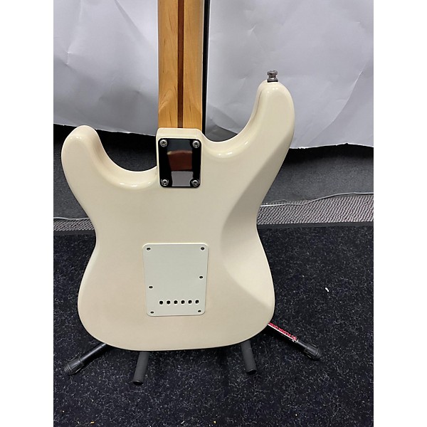 Used Fender Used 1997 Fender Artist Series Jimmie Vaughan Tex-Mex Stratocaster Olympic White Solid Body Electric Guitar