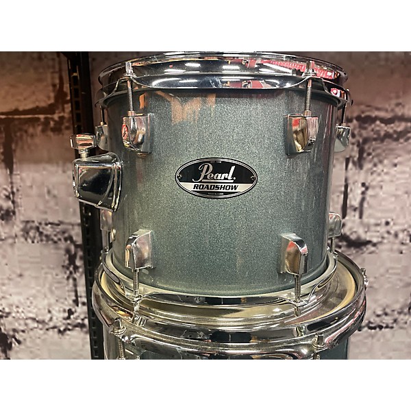 Used Used Pearl 5 piece Roadshow Grey Drum Kit