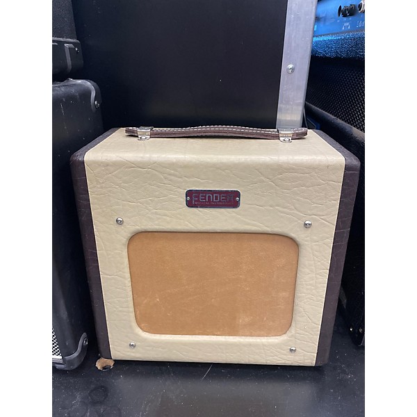 Used Fender Used Fender Champion 600 5W 1X6 Tube Guitar Combo Amp