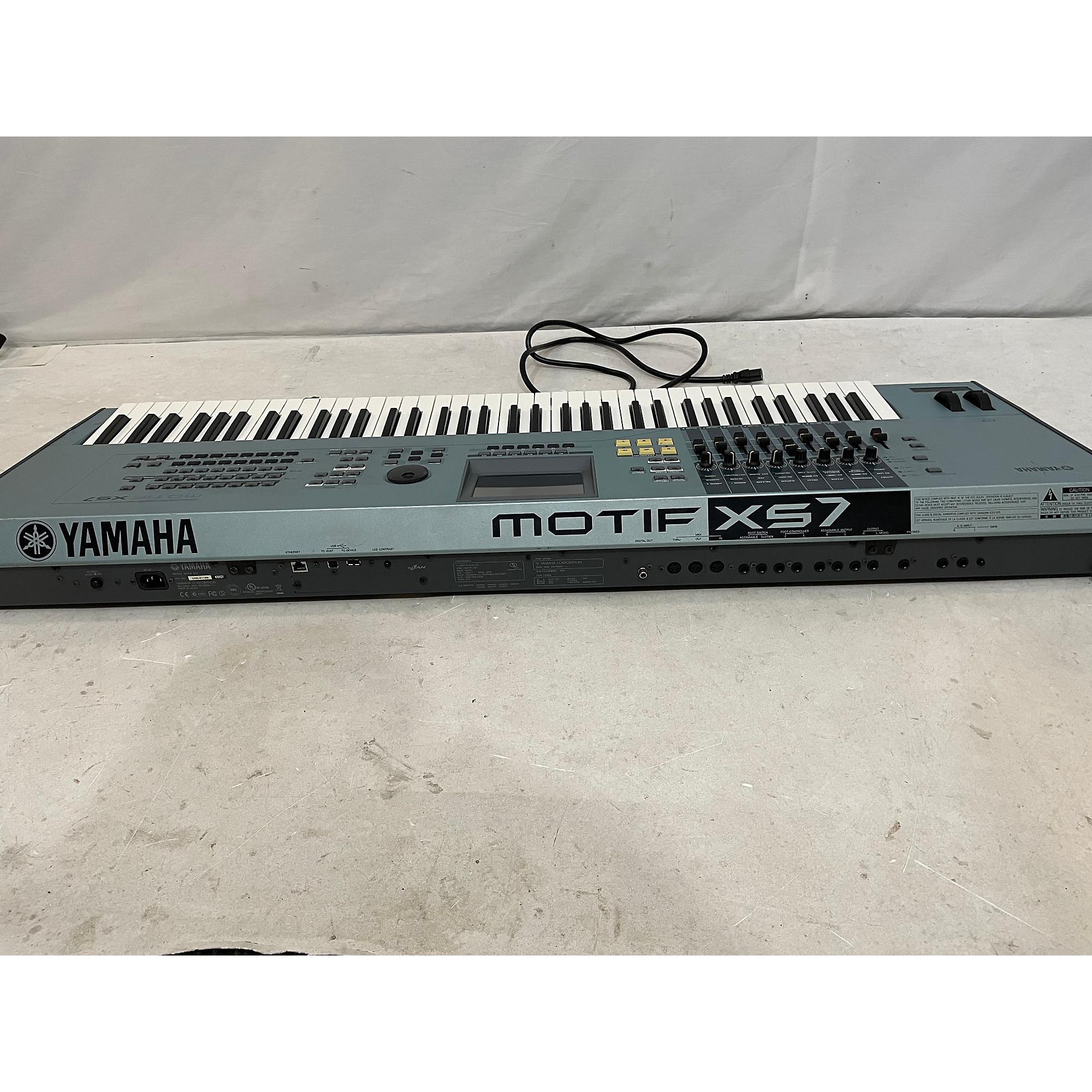 Used Yamaha Motif XS7 77 Key Keyboard Workstation | Guitar Center