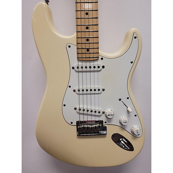 Used Fender Used Fender American Standard Stratocaster Olympic White Solid Body Electric Guitar