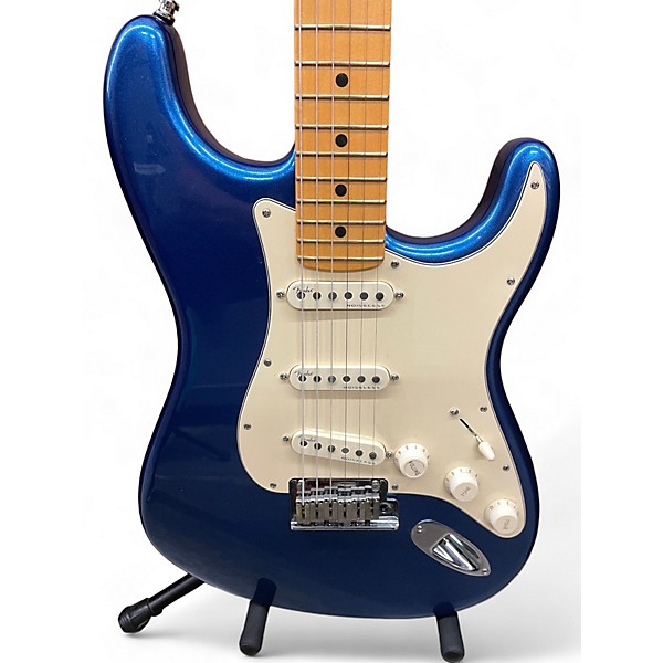 Used Fender Used Fender American Ultra Stratocaster Blue Solid Body Electric Guitar