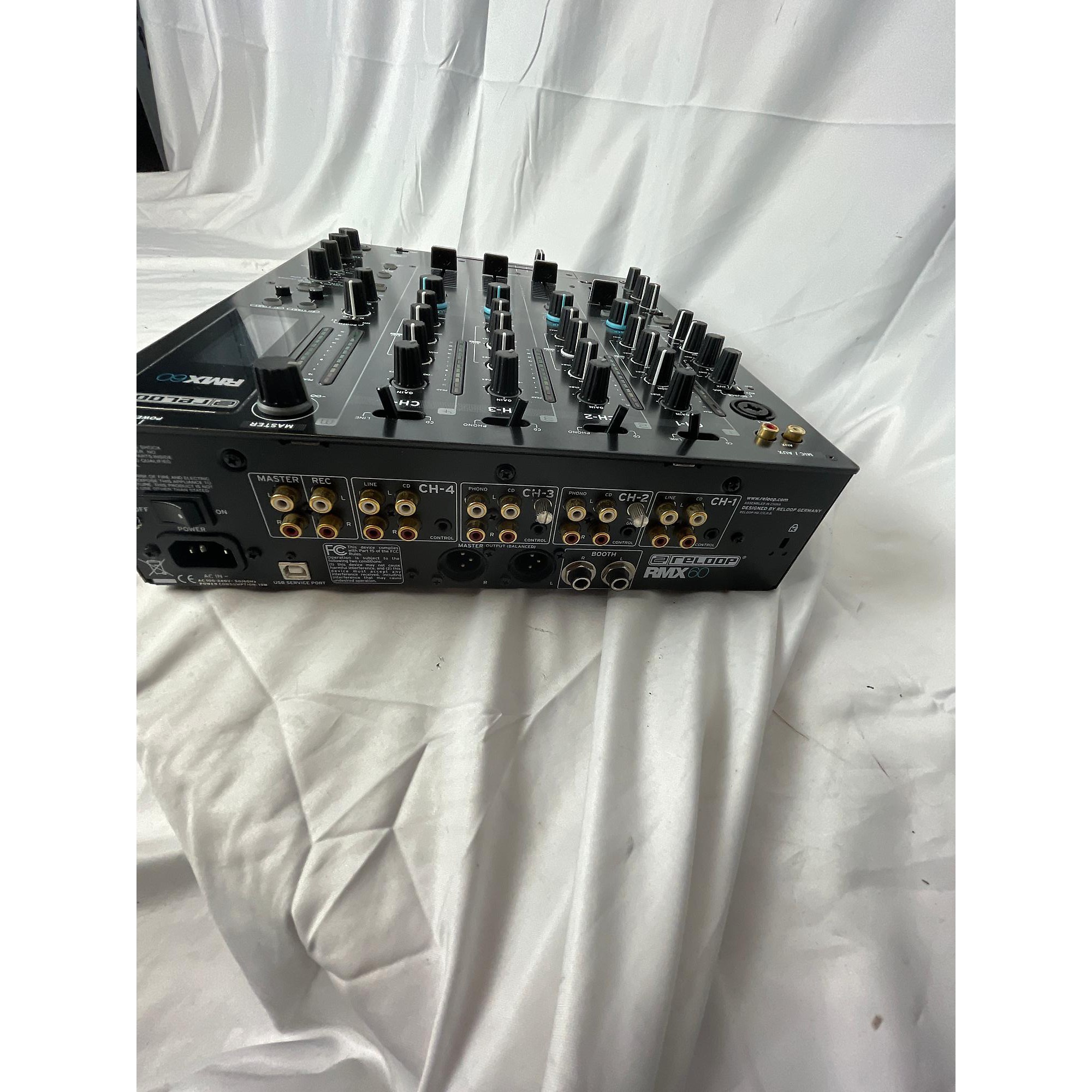Reloop Reloop Mixtour Pro Portable 4-Deck DJ Controller | Guitar Center