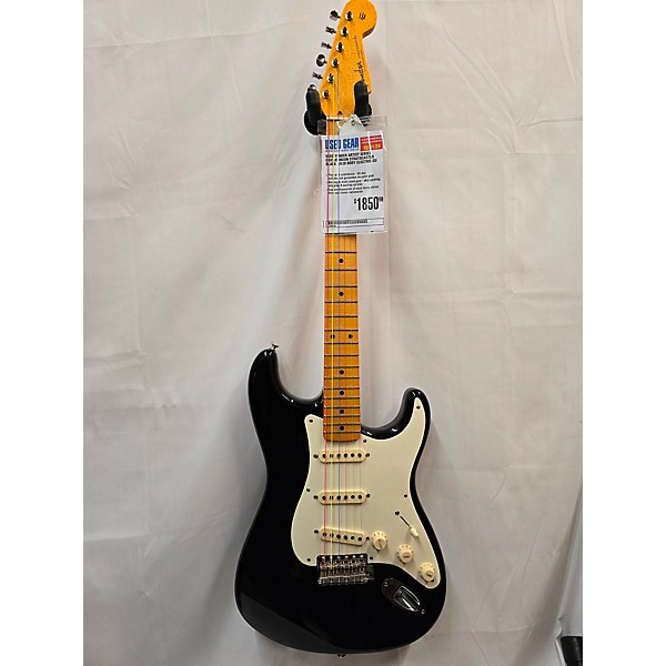 Used Fender Used Fender Artist Series Eric Johnson Stratocaster Black Solid Body Electric Guitar