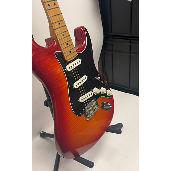 Used Fender Used Fender Player Stratocaster Aged Cherry Burst Solid Body Electric Guitar