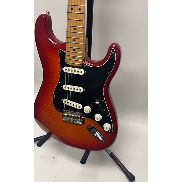 Used Fender Used Fender Player Stratocaster Aged Cherry Burst Solid Body Electric Guitar