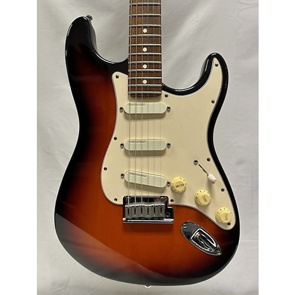 Used Fender Used 1990s Fender American Deluxe Stratocaster 2 Color Sunburst Solid Body Electric Guitar