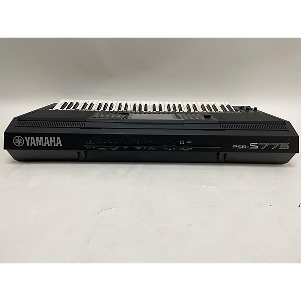 Used Yamaha Used Yamaha PSRS775 Arranger Keyboard