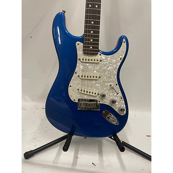 Used Fender Used Fender 50th Anniversary American Stratocaster Blue Cobalt Solid Body Electric Guitar