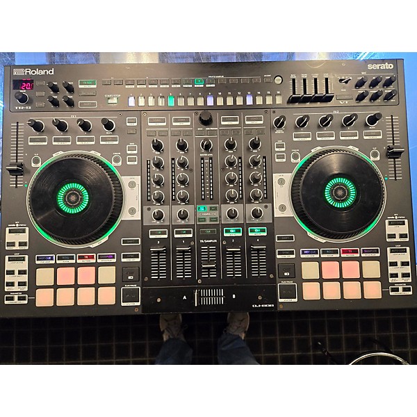 Used Roland DJ808 DJ Controller