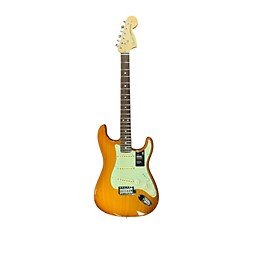 Used Fender Used Fender American Performer Stratocaster SSS Honey Burst Solid Body Electric Guitar