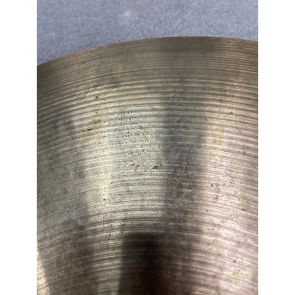 Used Zildjian Used Zildjian 18in Avedis Crash Cymbal