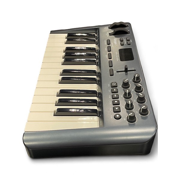 Used M-Audio Used M-Audio Oxygen 25 Key MIDI Controller