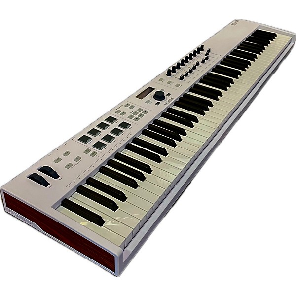 Used Arturia Used 2010s Arturia Keylab 88 Key MIDI Controller