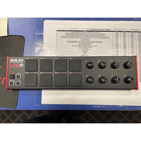 Used Akai Professional Used Akai Professional LPD8 MIDI Controller