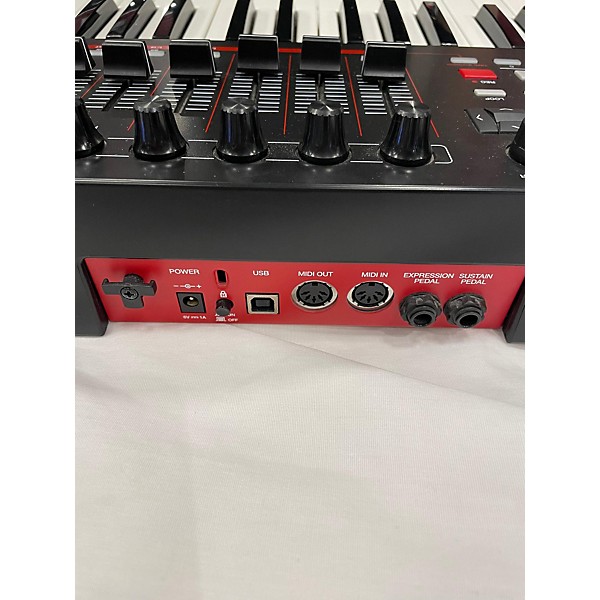 Used Akai Professional Used Akai Professional MPK249 49 Key MIDI Controller