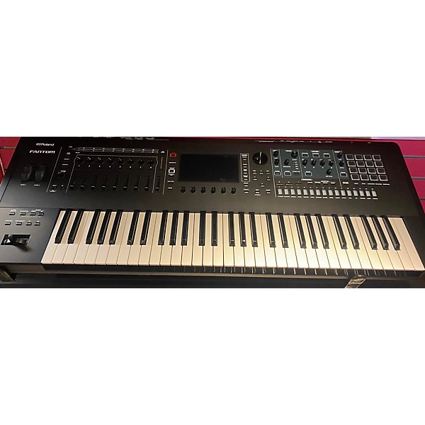 Used Roland Fantom 6 Keyboard Workstation