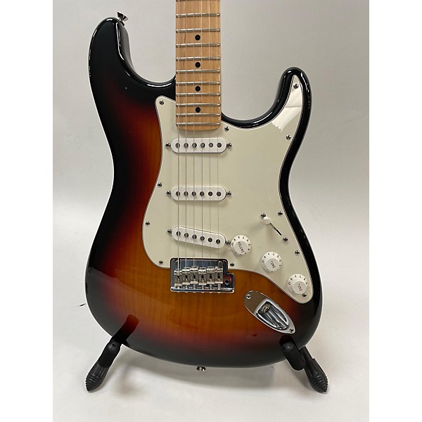 Used Fender Used Fender American Standard Stratocaster 3 Tone Sunburst Solid Body Electric Guitar