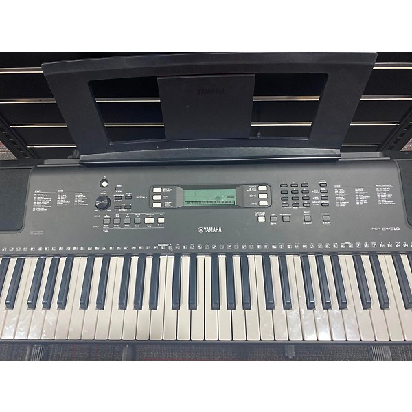 Used Yamaha Psr-ew310 Portable Keyboard