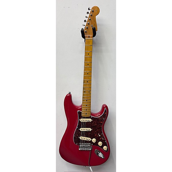 Used Fender Standard Stratocaster Dakota Red Solid Body Electric Guitar