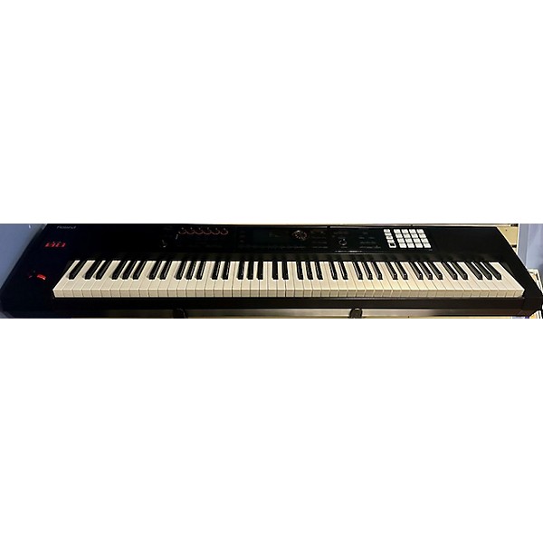 Used Roland Used Roland FA08 Keyboard Workstation