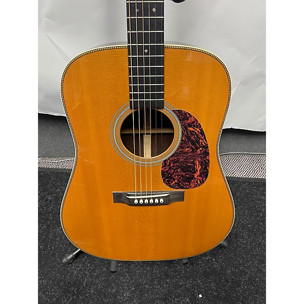 Used Martin Used Martin HD28V Natural Acoustic Guitar