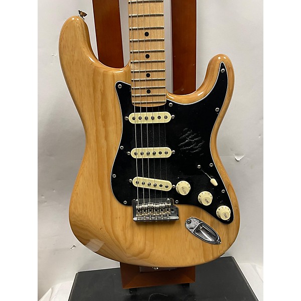 Used Fender Used 2019 Fender 2019 American Stratocaster Natural Ash Solid Body Electric Guitar