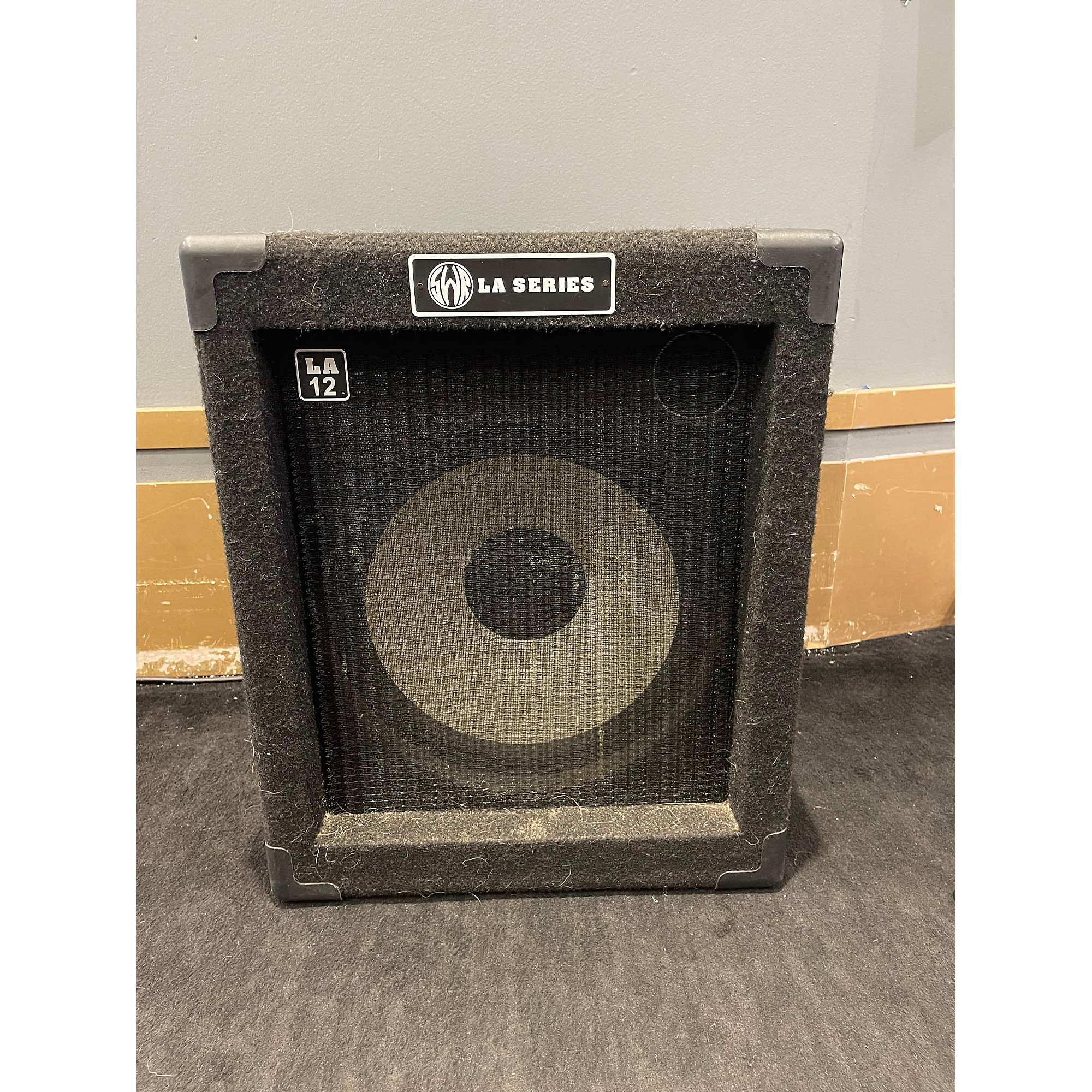 史上一番安い Used SWR LA12 1x12 60W Bass Combo Amp | Guitar Center ベース