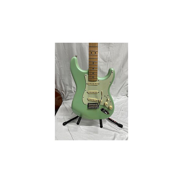 Used Fender Used Fender Player Stratocaster Seafoam Green Solid Body Electric Guitar