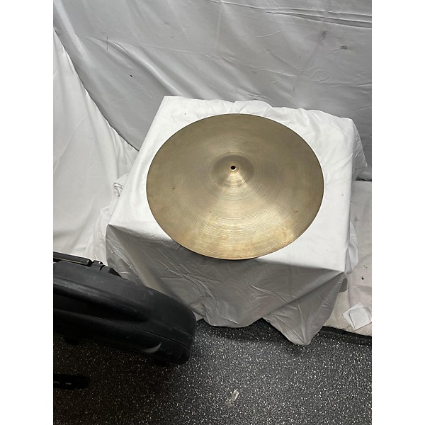 Used Zildjian Used Zildjian 20in Avedis Ride Cymbal