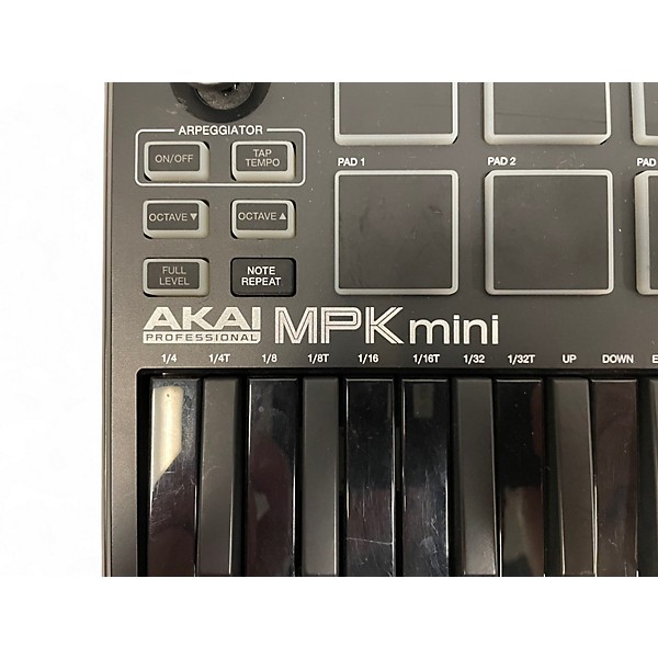 Used Akai Professional Used 2019 Akai Professional MPK Mini MIDI Controller