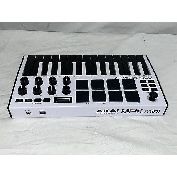 Used Akai Professional Used Akai Professional MPK Mini MIDI Controller