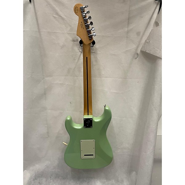 Used Fender Used Fender American Professional Stratocaster SSS Surf Green Solid Body Electric Guitar