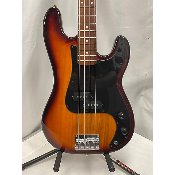 Used Silvertone P Bass Electric Bass Guitar