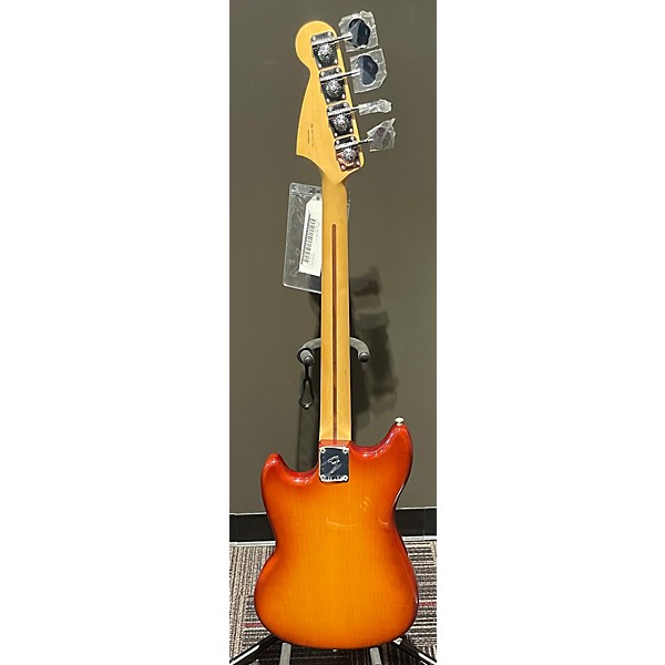 Used Fender Used  Fender Mustang Bass 2 Color Sunburst