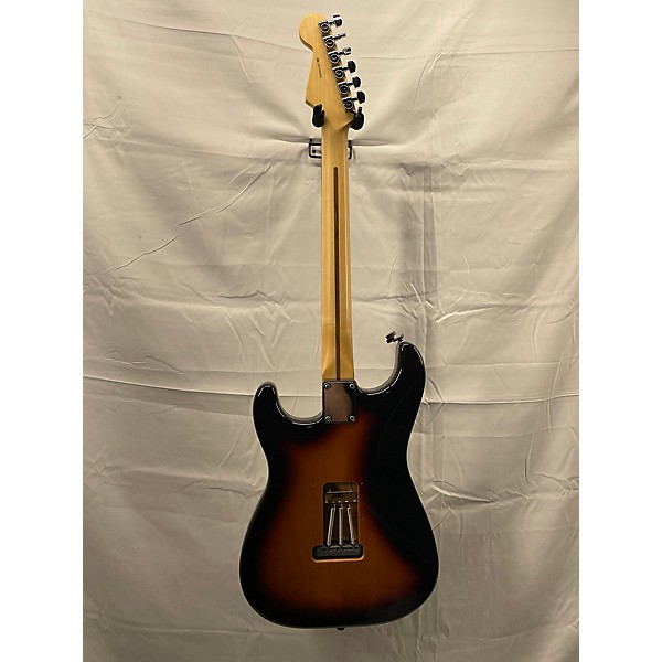 Used Fender Used Fender American Standard Stratocaster 3 Color Sunburst Solid Body Electric Guitar