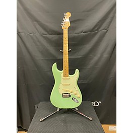 Used Fender Used Fender Player Stratocaster Surf Green Solid Body Electric Guitar