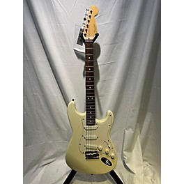 Vintage Fender Vintage 1995 Fender Standard Stratocaster Plus Olympic White Solid Body Electric Guitar