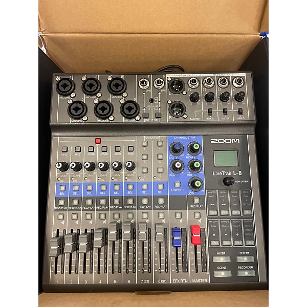 Used Zoom Livetrak L8 Digital Mixer