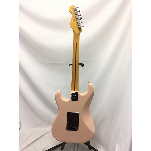 Used Fender Used Fender American Professional II Stratocaster Shell Pink Solid Body Electric Guitar