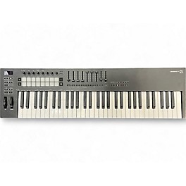 Used Novation Used Novation Launchkey 61 Key MIDI Controller